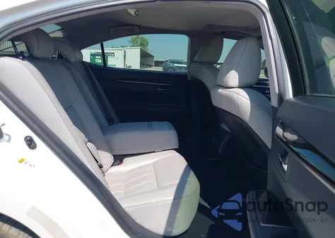 2016 Lexus Es 300H z USA, uszkodzony, nr VIN JTHBW1GG4G2104097